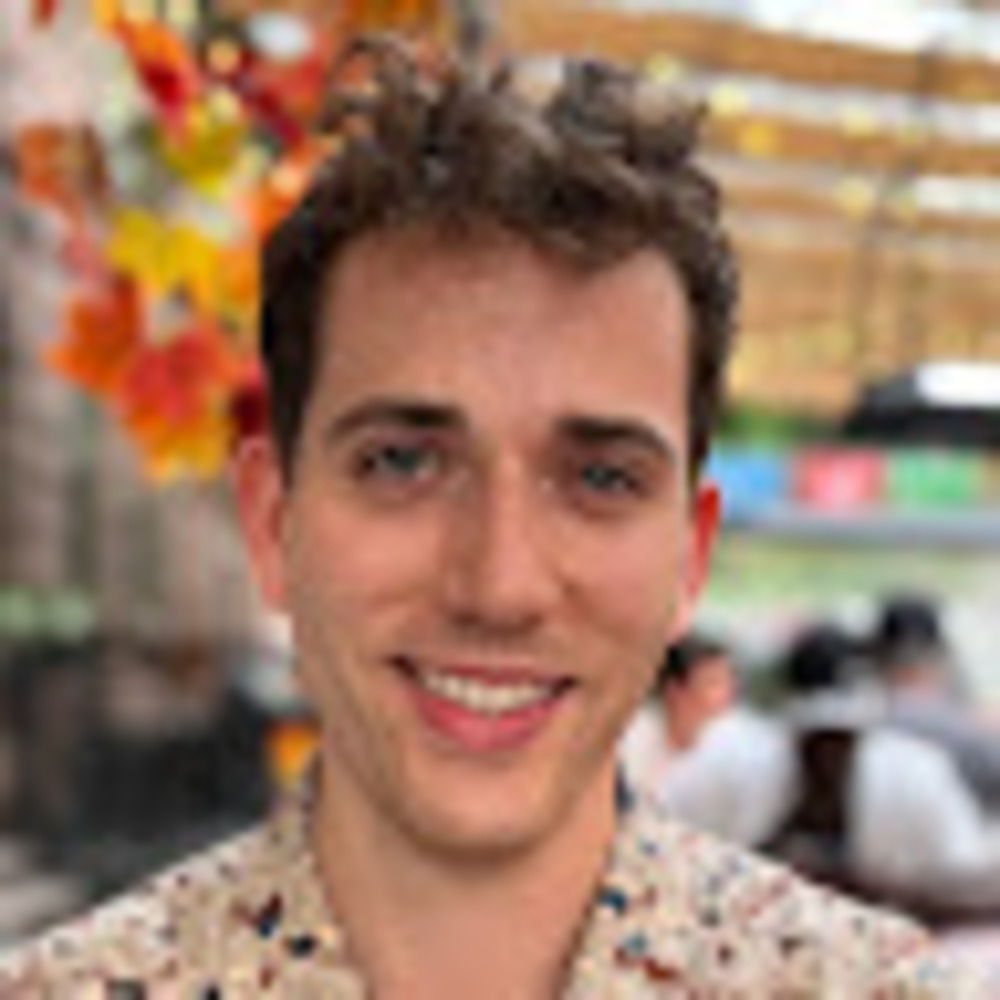 Meet your Posher, Tom